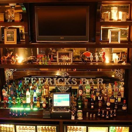 Feerick'S Hotel Rathowen Eksteriør billede